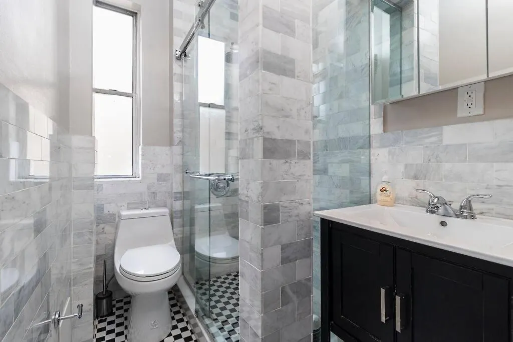 Renovated Lower East Side 2Br 1Ba Washer Dryer Apartment New York