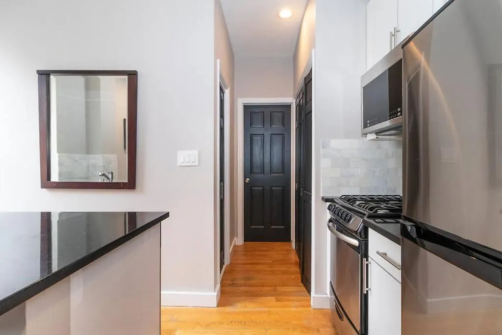 Renovated Lower East Side 2Br 1Ba Washer Dryer Apartment New York